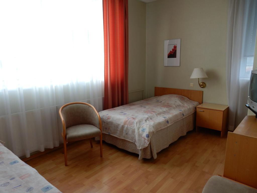 Tatari 53 Hotel Tallin Exterior foto