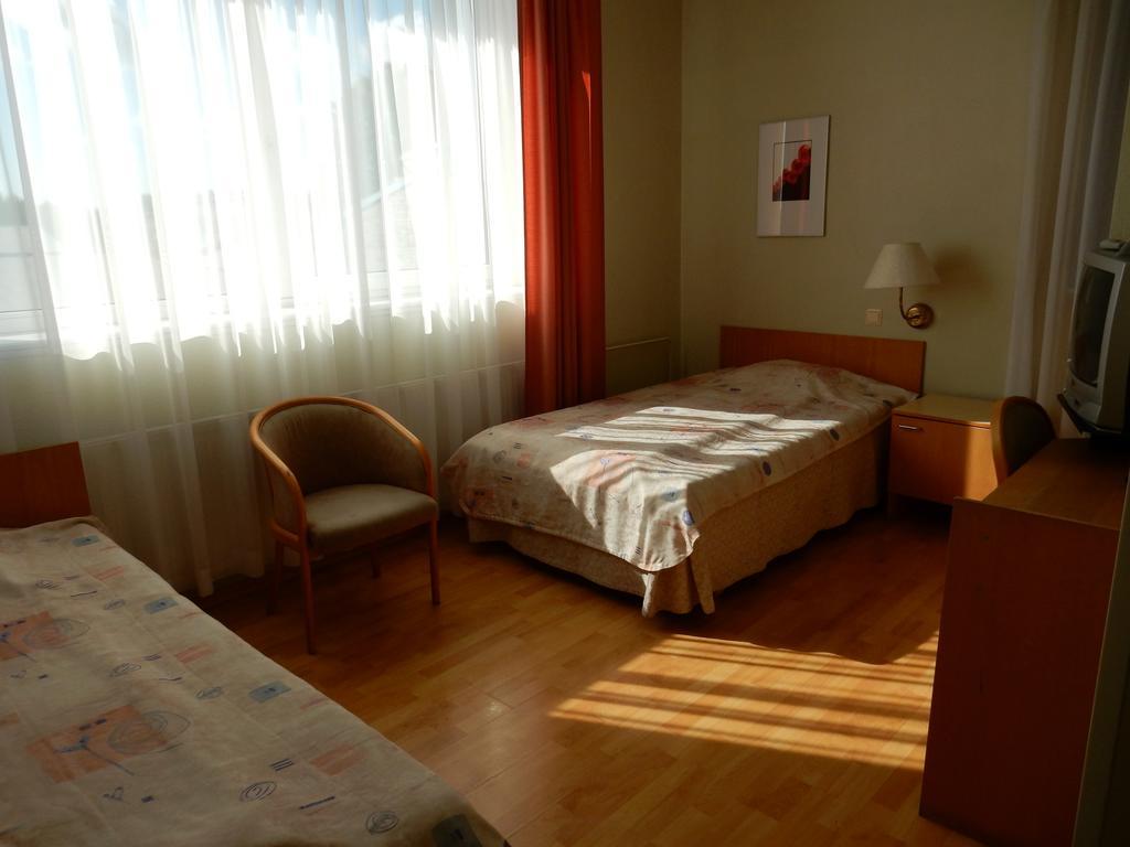 Tatari 53 Hotel Tallin Exterior foto