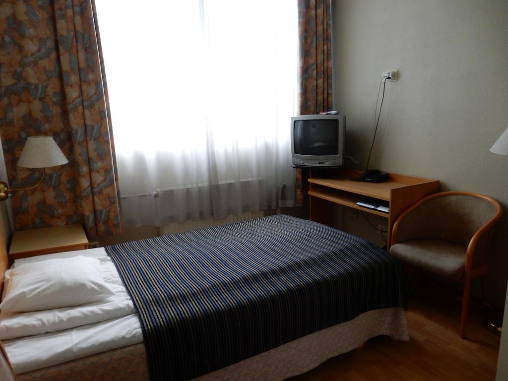 Tatari 53 Hotel Tallin Exterior foto
