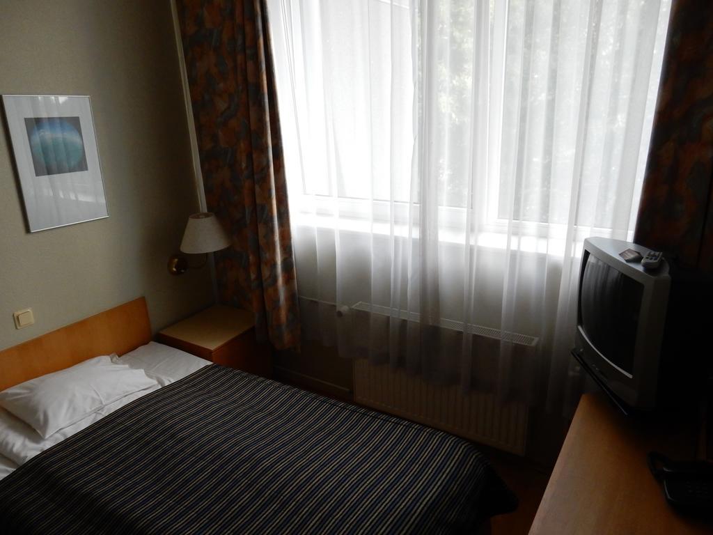 Tatari 53 Hotel Tallin Exterior foto