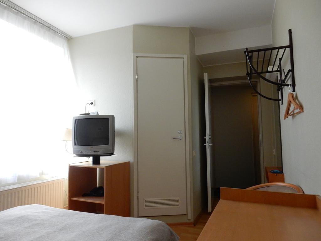 Tatari 53 Hotel Tallin Exterior foto
